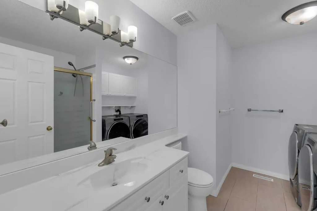 200 Sandstone Drive NW Calgary AB T3K 4N7