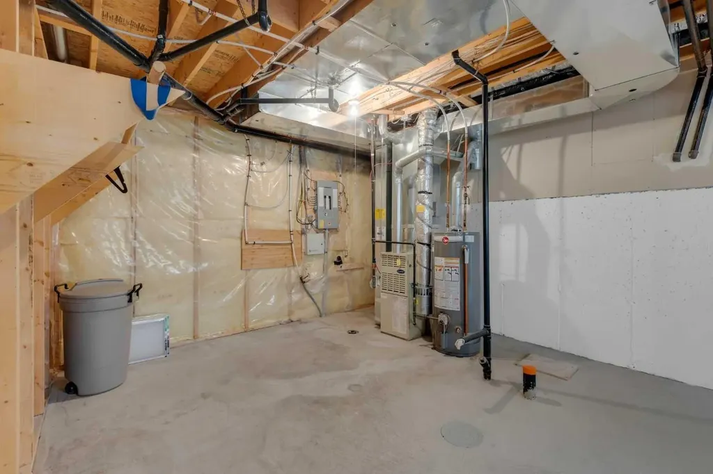 200 Sandstone Drive NW Calgary AB T3K 4N7