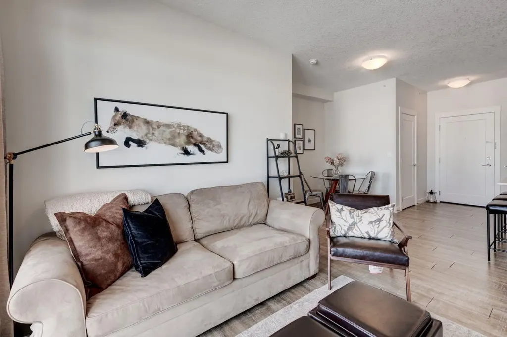 10 Walgrove Walk SE Calgary AB T2X 4E3