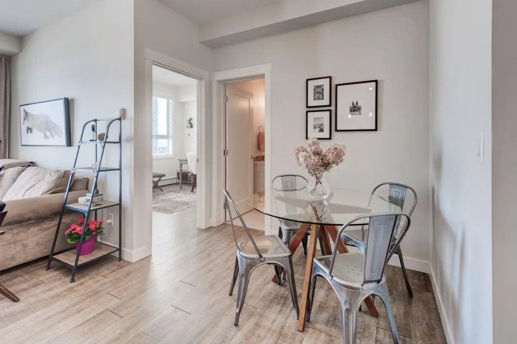 10 Walgrove Walk SE Calgary AB T2X 4E3