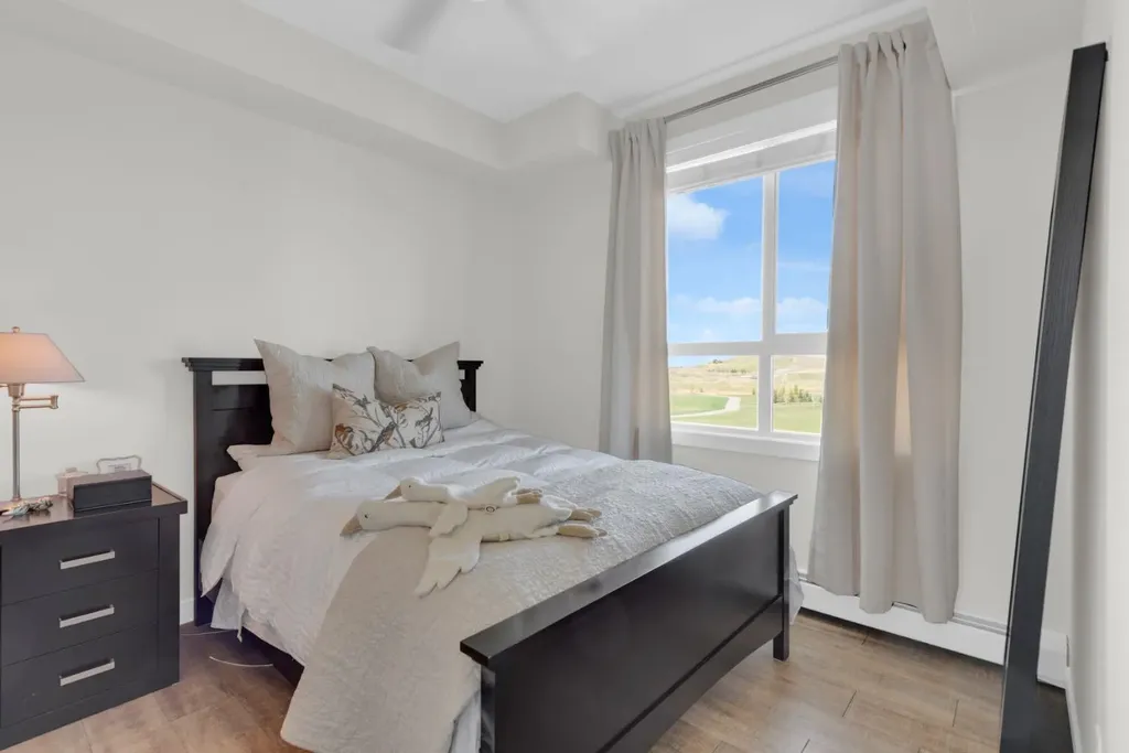10 Walgrove Walk SE Calgary AB T2X 4E3