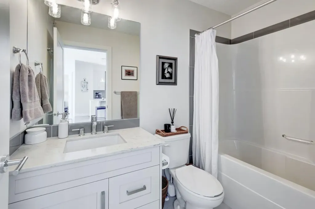 10 Walgrove Walk SE Calgary AB T2X 4E3
