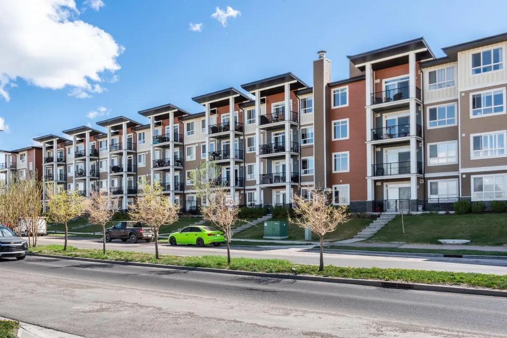 10 Walgrove Walk SE Calgary AB T2X 4E3