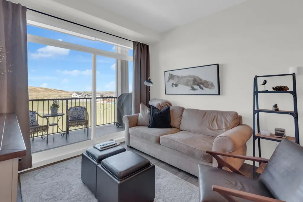 10 Walgrove Walk SE Calgary AB T2X 4E3