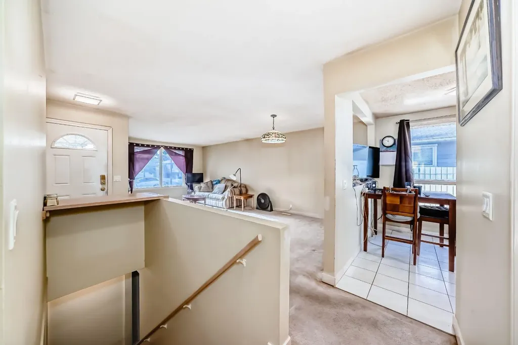 247 Bracewood Road SW Calgary AB T2W 3C2