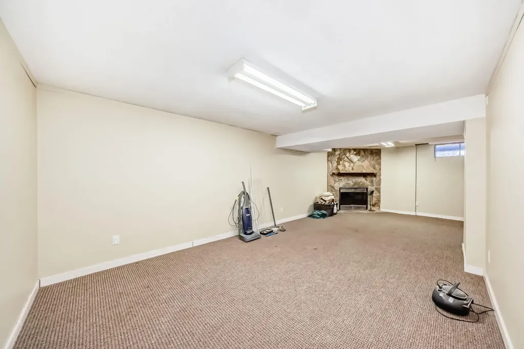 247 Bracewood Road SW Calgary AB T2W 3C2