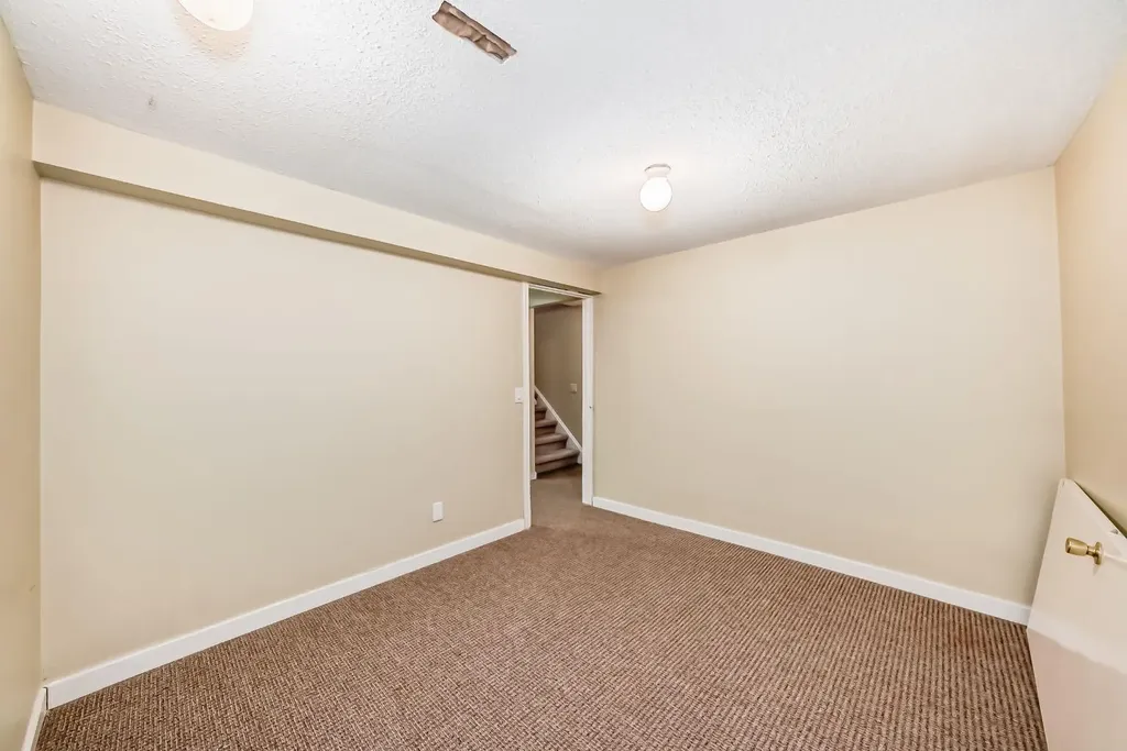 247 Bracewood Road SW Calgary AB T2W 3C2