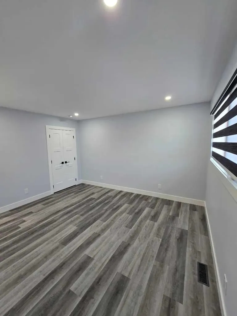 327 Rundleview Drive NE Calgary AB T1Y 1H9