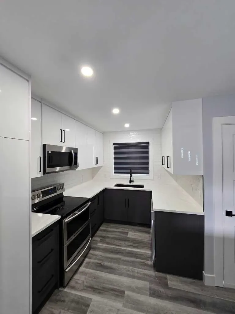 327 Rundleview Drive NE Calgary AB T1Y 1H9