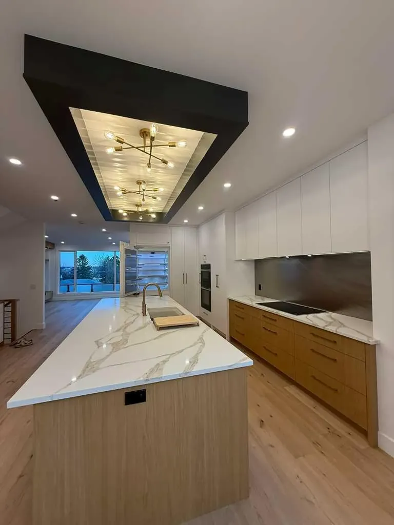 1924 10 Avenue NW Calgary AB T2N1G3