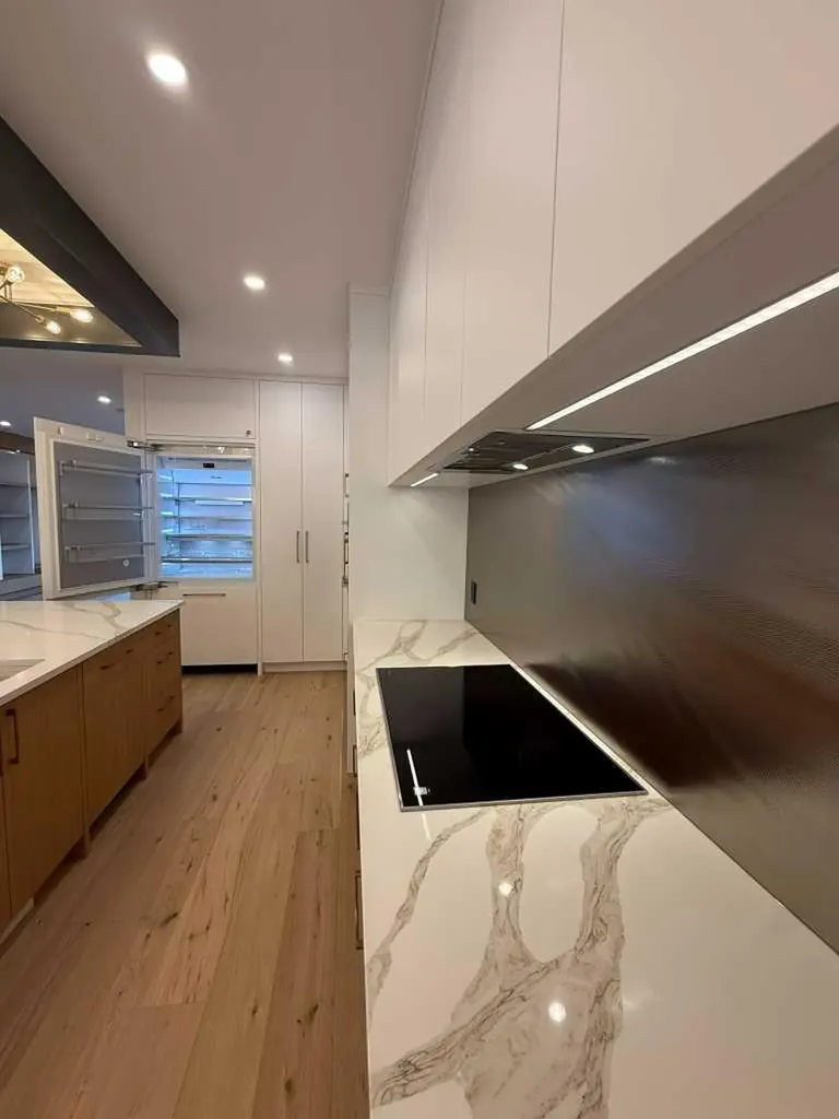 1924 10 Avenue NW Calgary AB T2N1G3