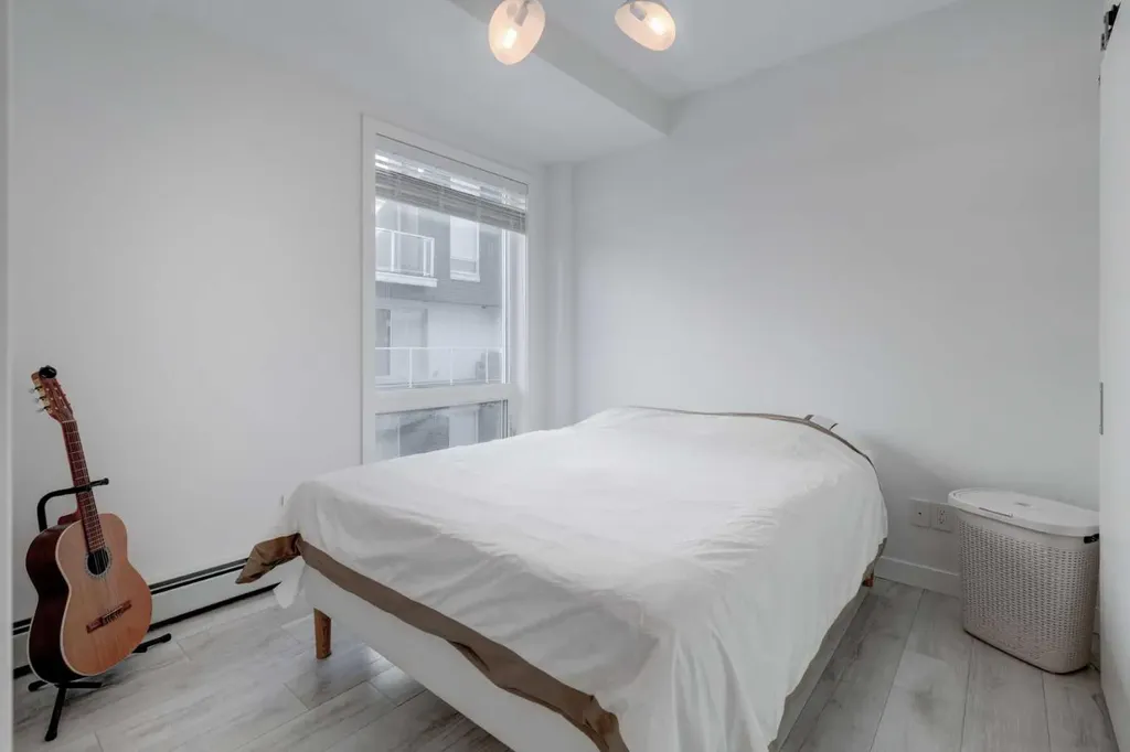 3125 39 Street NW Calgary AB T3E 2C3