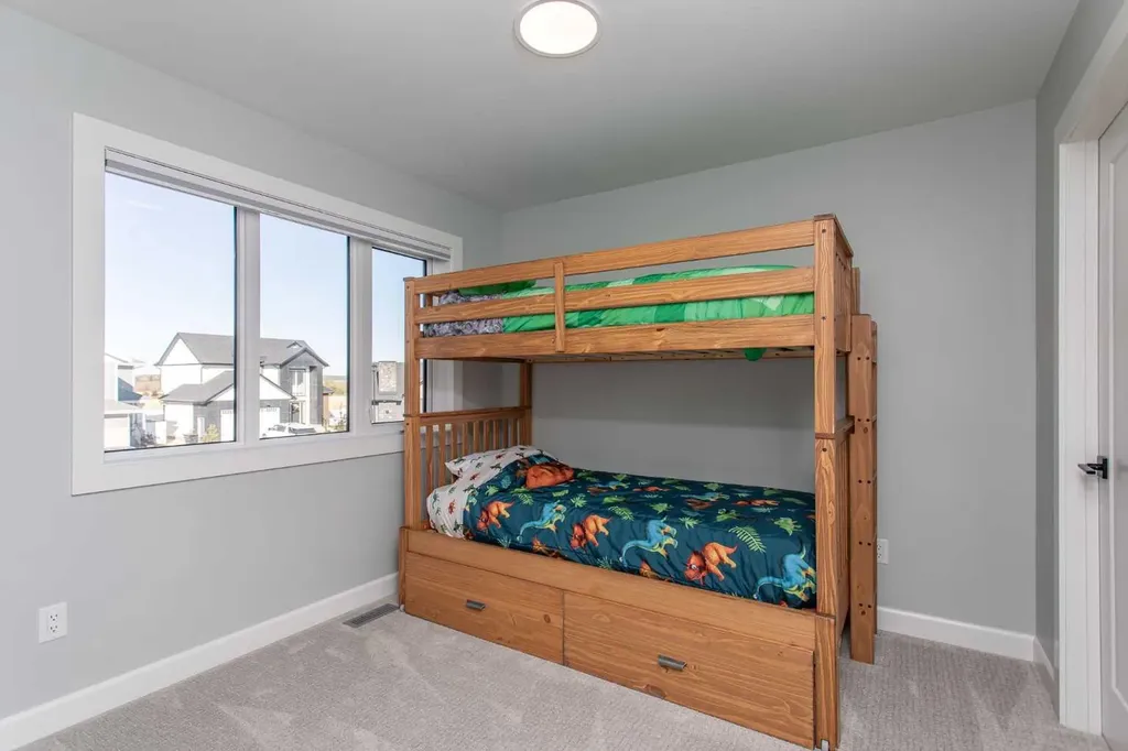18 Cameron Court Lacombe AB T4L 0K3