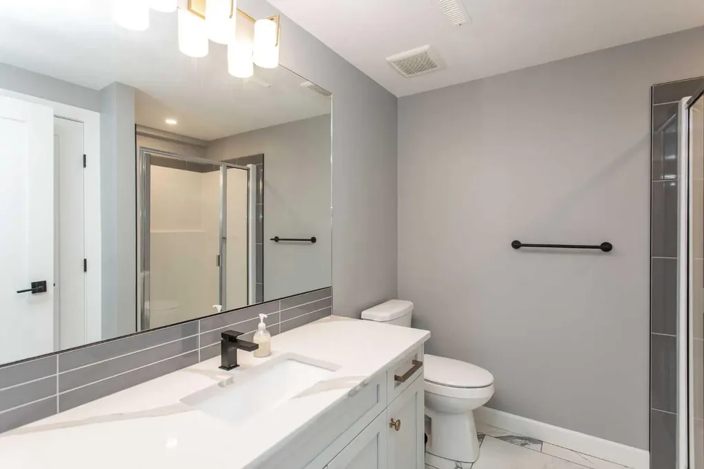 18 Cameron Court Lacombe AB T4L 0K3