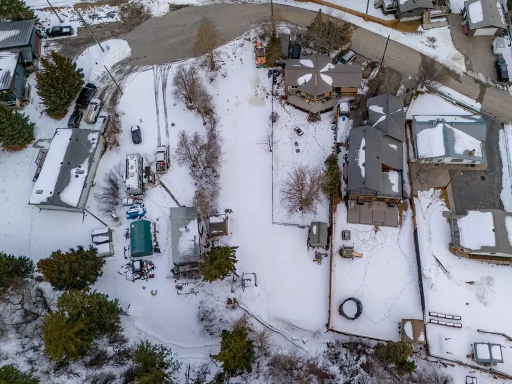 11 Loder Mountain Drive Exshaw AB T0L 2C0