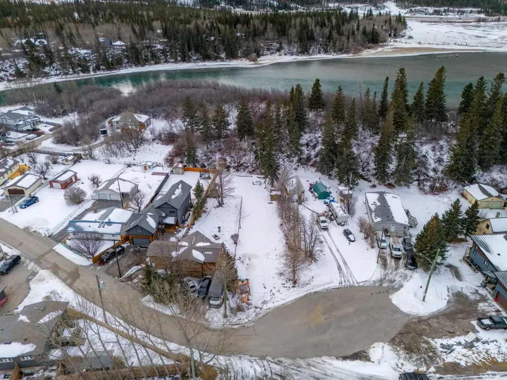 11 Loder Mountain Drive Exshaw AB T0L 2C0