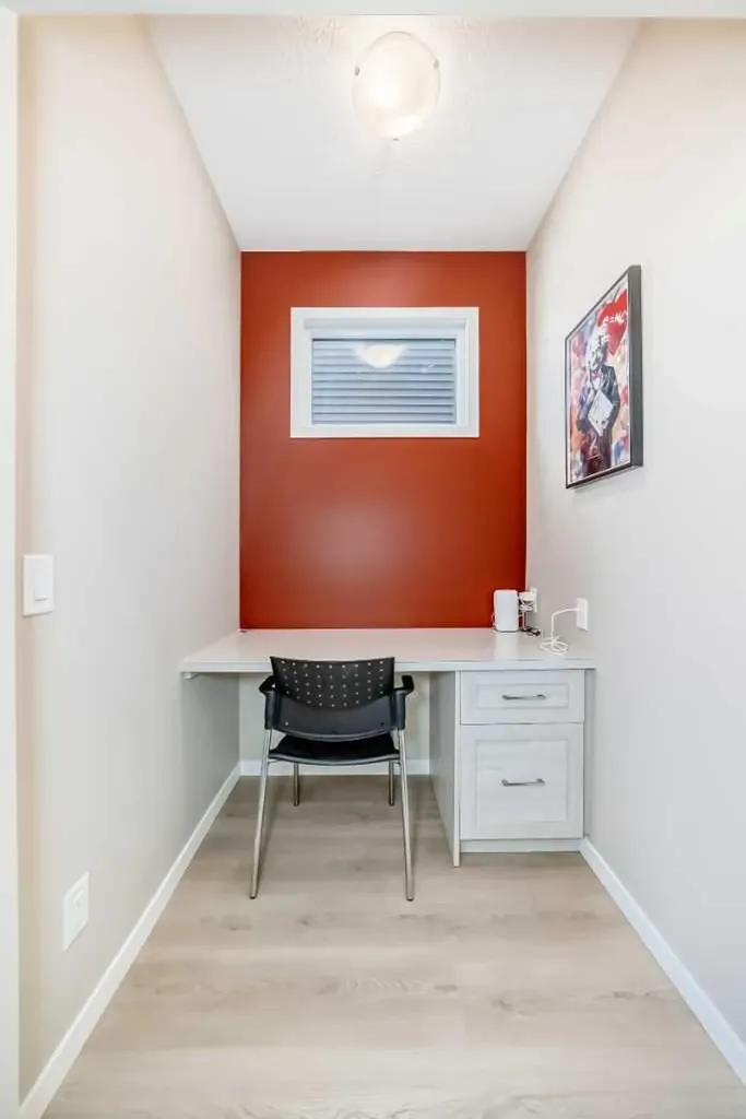 455 Tekarra Drive NW Calgary AB T3R 2G3