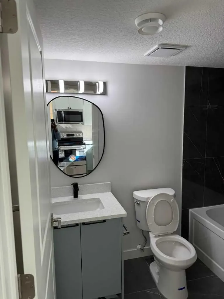 455 Tekarra Drive NW Calgary AB T3R 2G3