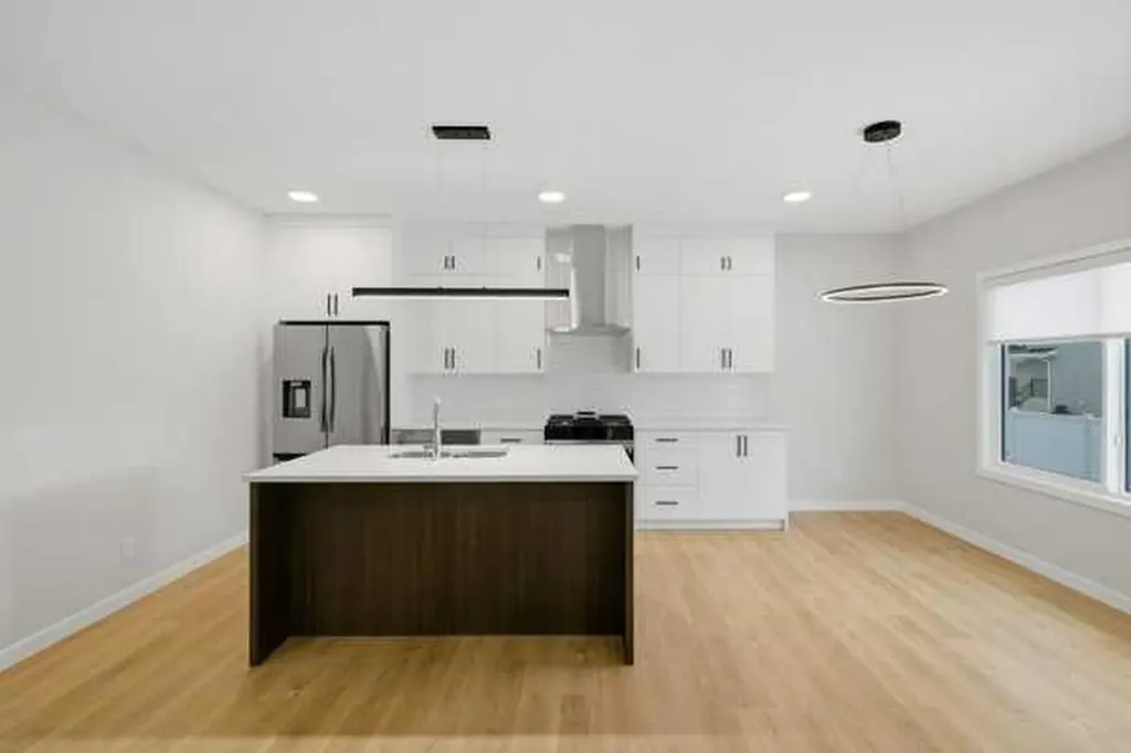9 Bayview Mews SW Airdrie AB T4B 5P1