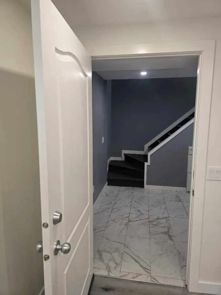 3503 48 Street NE Calgary AB T1Y 1S3