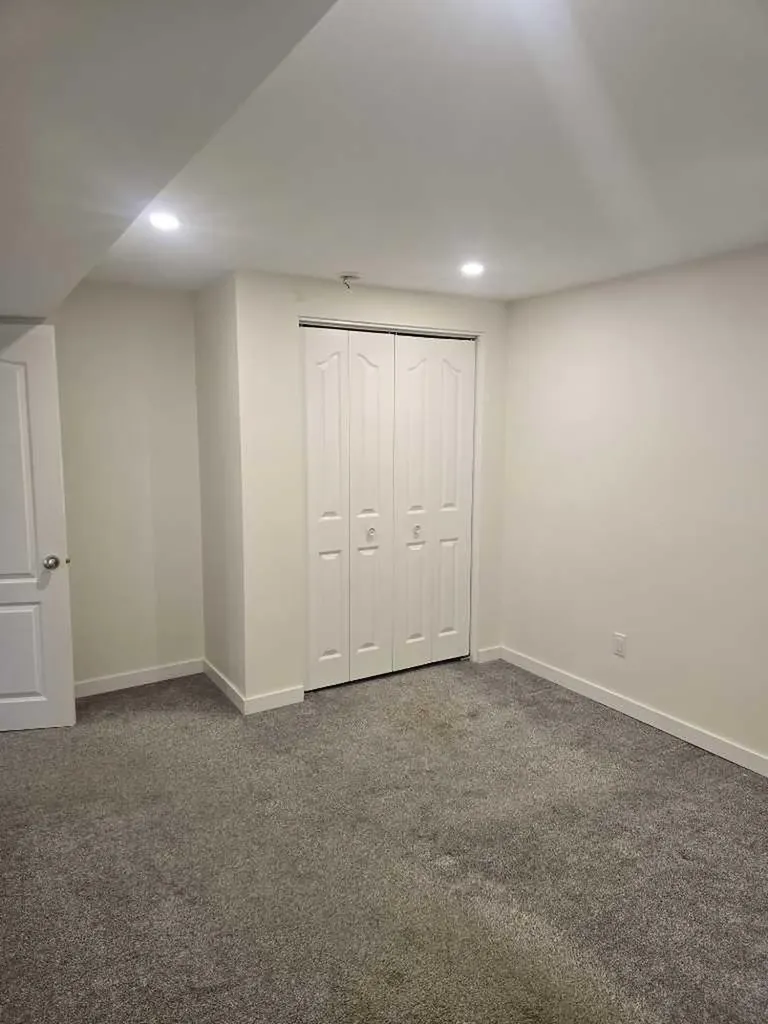 3503 48 Street NE Calgary AB T1Y 1S3