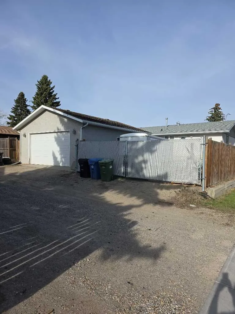 3503 48 Street NE Calgary AB T1Y 1S3