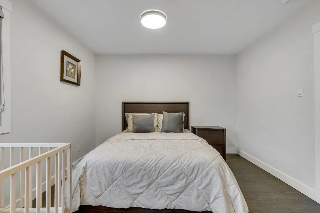 3 Cardiff Drive NW Calgary AB T2K1R4