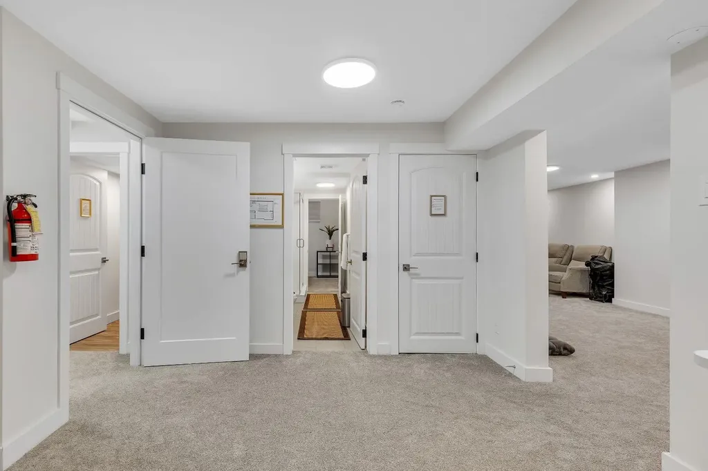 3 Cardiff Drive NW Calgary AB T2K1R4