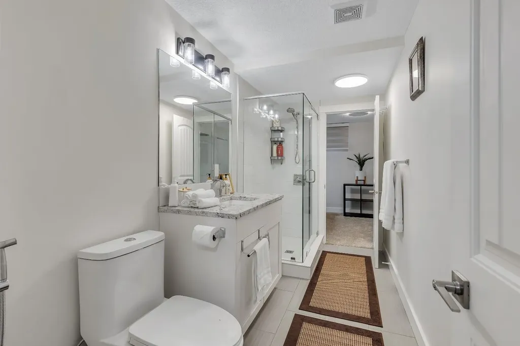 3 Cardiff Drive NW Calgary AB T2K1R4