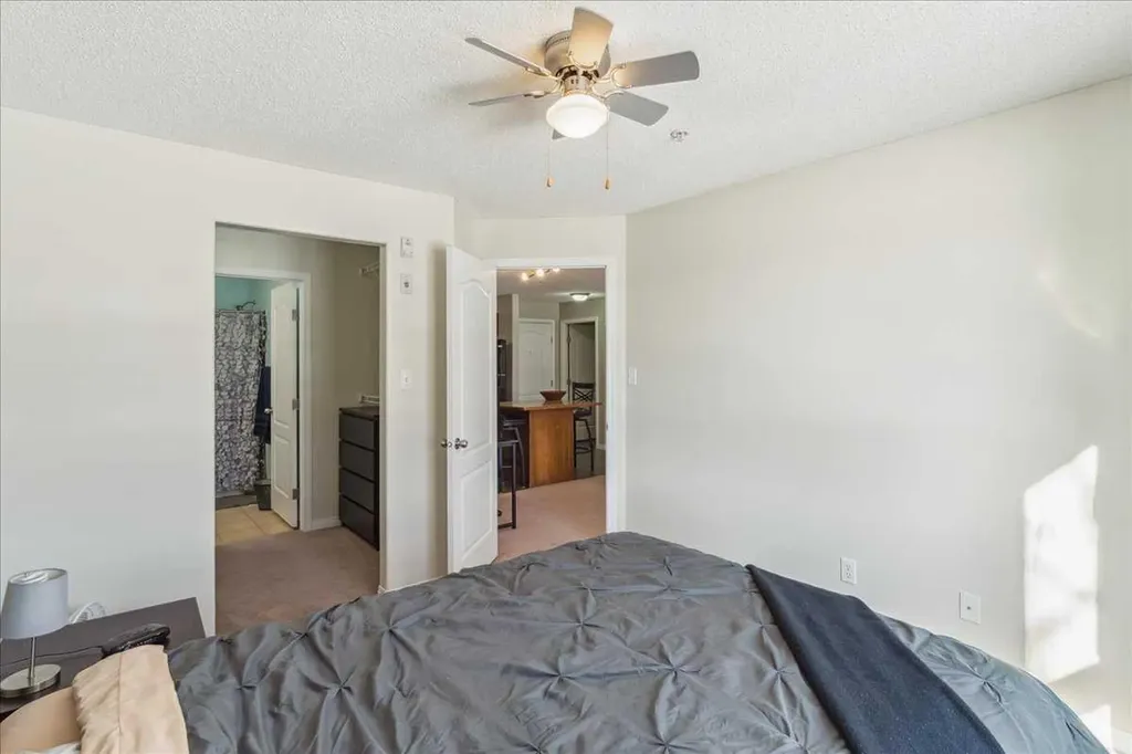 5340 199 Street Edmonton AB T6M 0A5