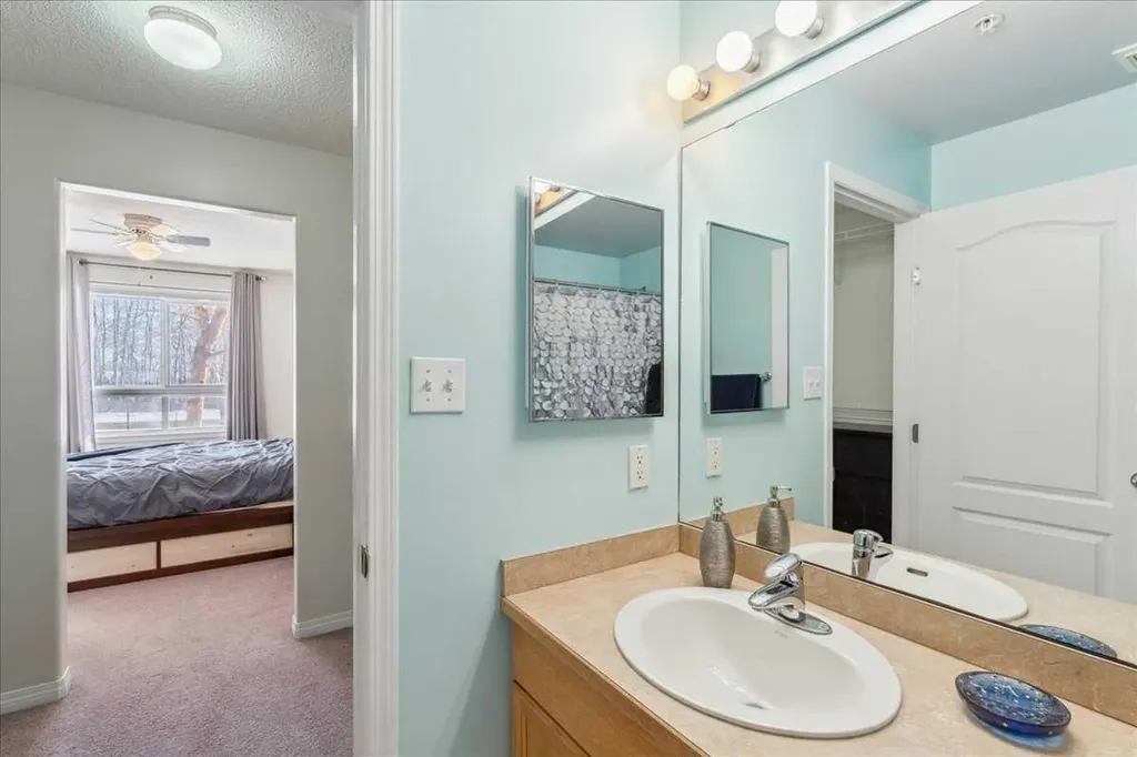 5340 199 Street Edmonton AB T6M 0A5