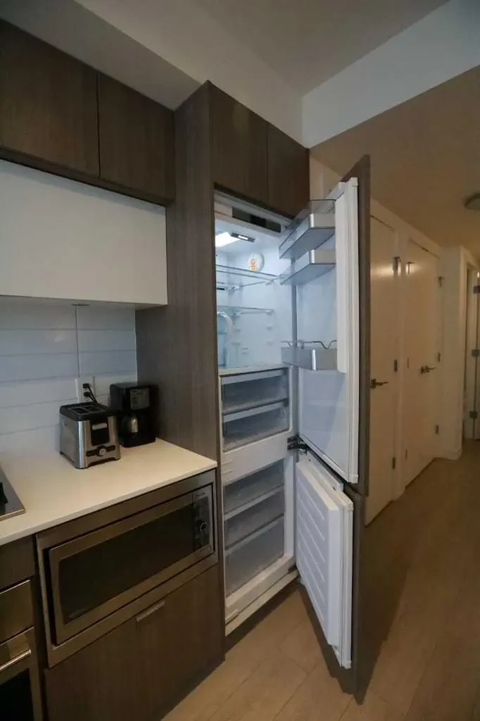 51 Waterfront Mews SW Calgary AB T2P0X3
