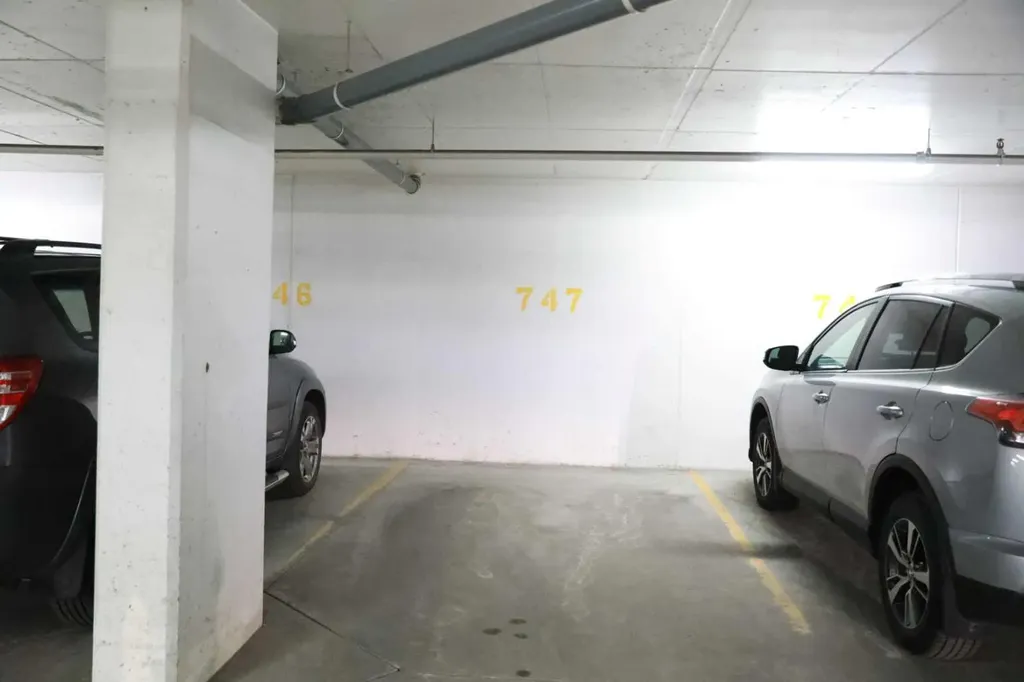 51 Waterfront Mews SW Calgary AB T2P0X3