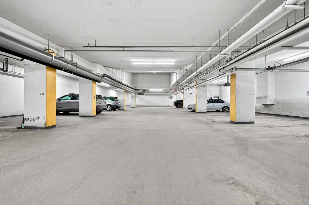 135 13 Avenue SW Calgary AB T2R 0V5