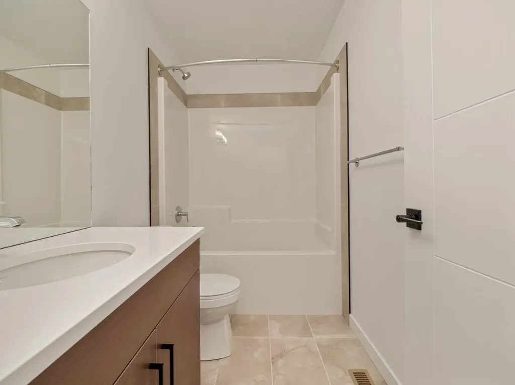 150 Caribou Bend N Lethbridge AB T1H7J8
