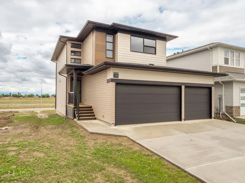 150 Caribou Bend N Lethbridge AB T1H7J8