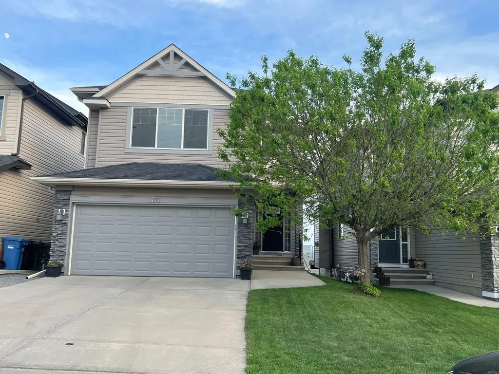 79 Pantego Way NW Calgary AB T3k0K6