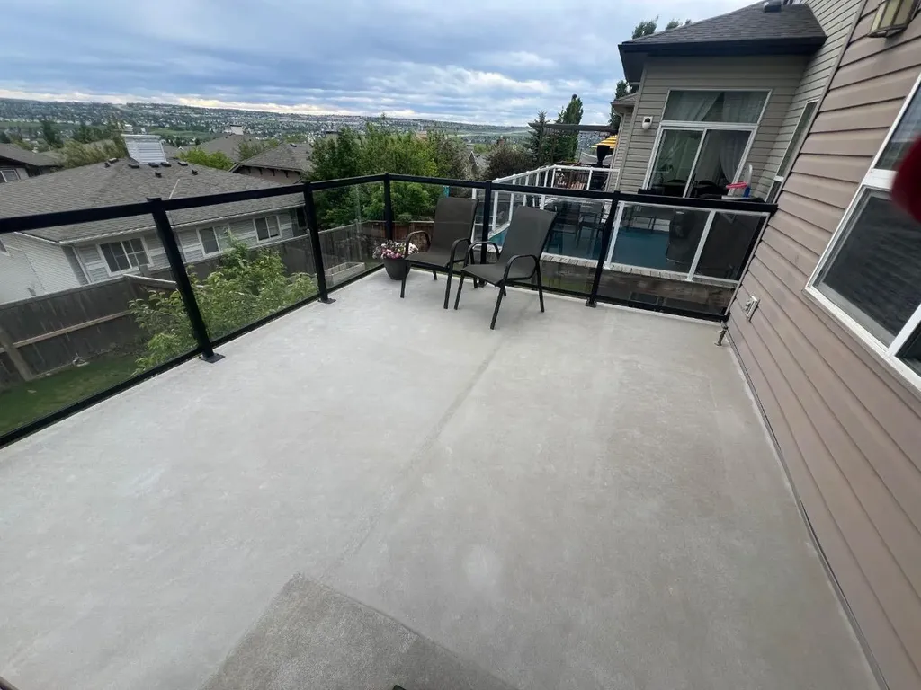 79 Pantego Way NW Calgary AB T3k0K6