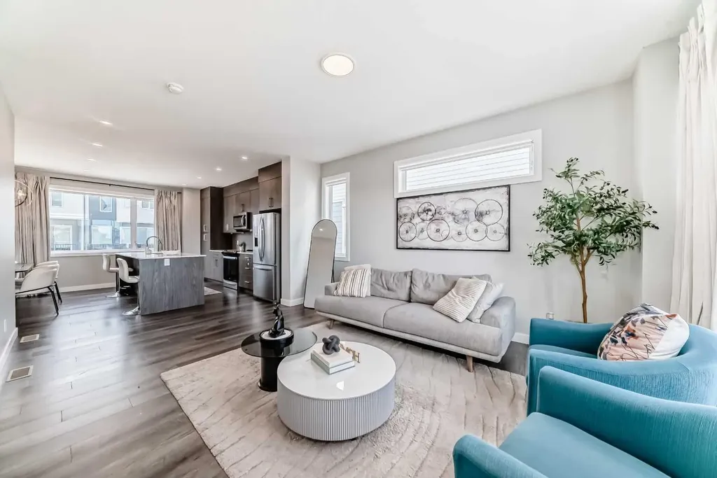 413 Skyview Ranch Circle NE Calgary AB T3N 1Y8