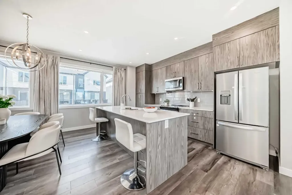 413 Skyview Ranch Circle NE Calgary AB T3N 1Y8