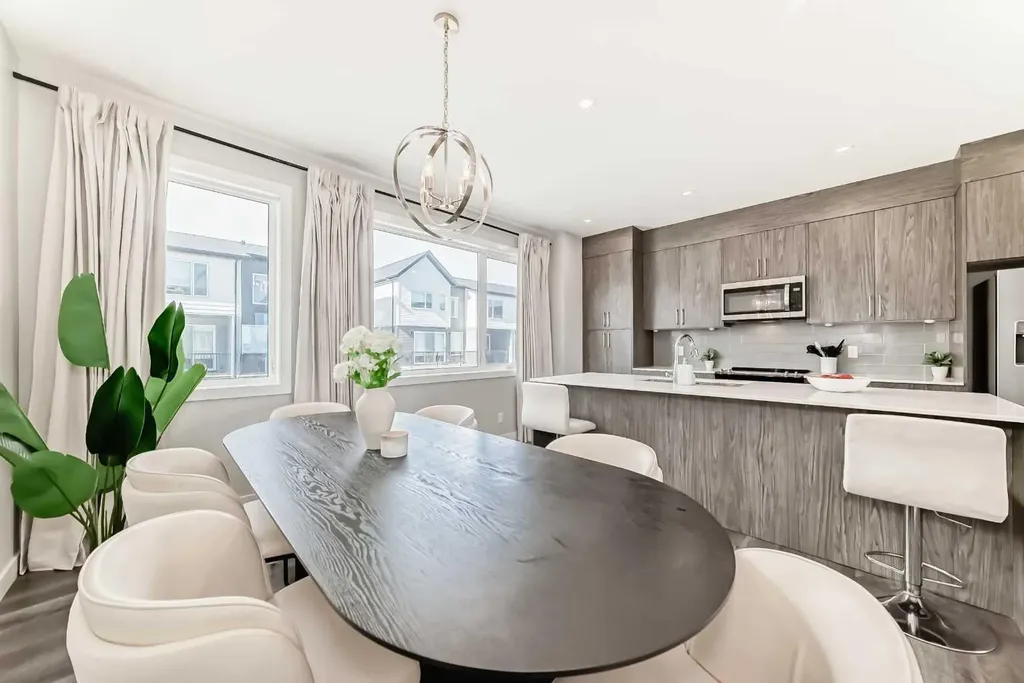 413 Skyview Ranch Circle NE Calgary AB T3N 1Y8