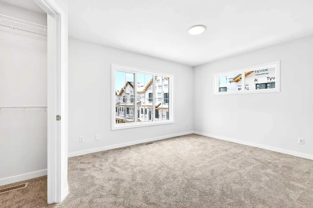 40 Creekside Way SW Calgary AB T2X 6E2