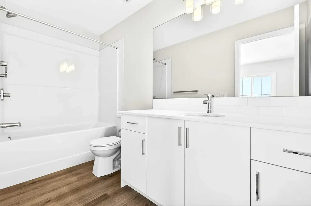 40 Creekside Way SW Calgary AB T2X 6E2