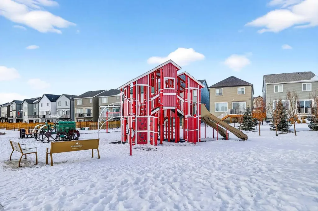 40 Creekside Way SW Calgary AB T2X 6E2