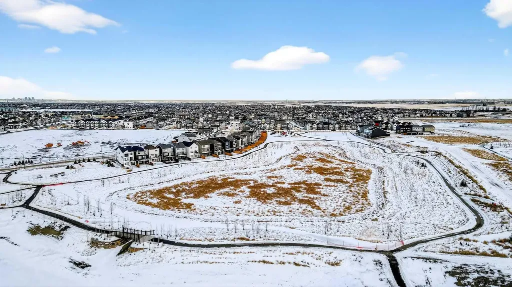 40 Creekside Way SW Calgary AB T2X 6E2