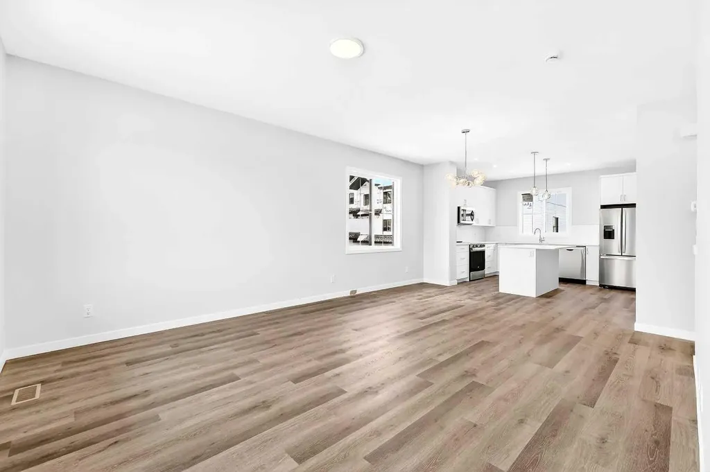 40 Creekside Way SW Calgary AB T2X 6E2