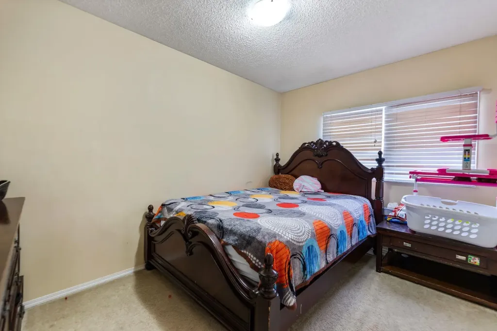 48 Falton Way NE Calgary AB t3j1k4