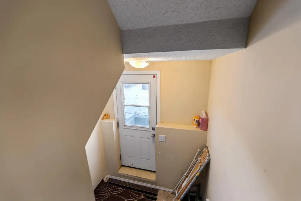 48 Falton Way NE Calgary AB t3j1k4