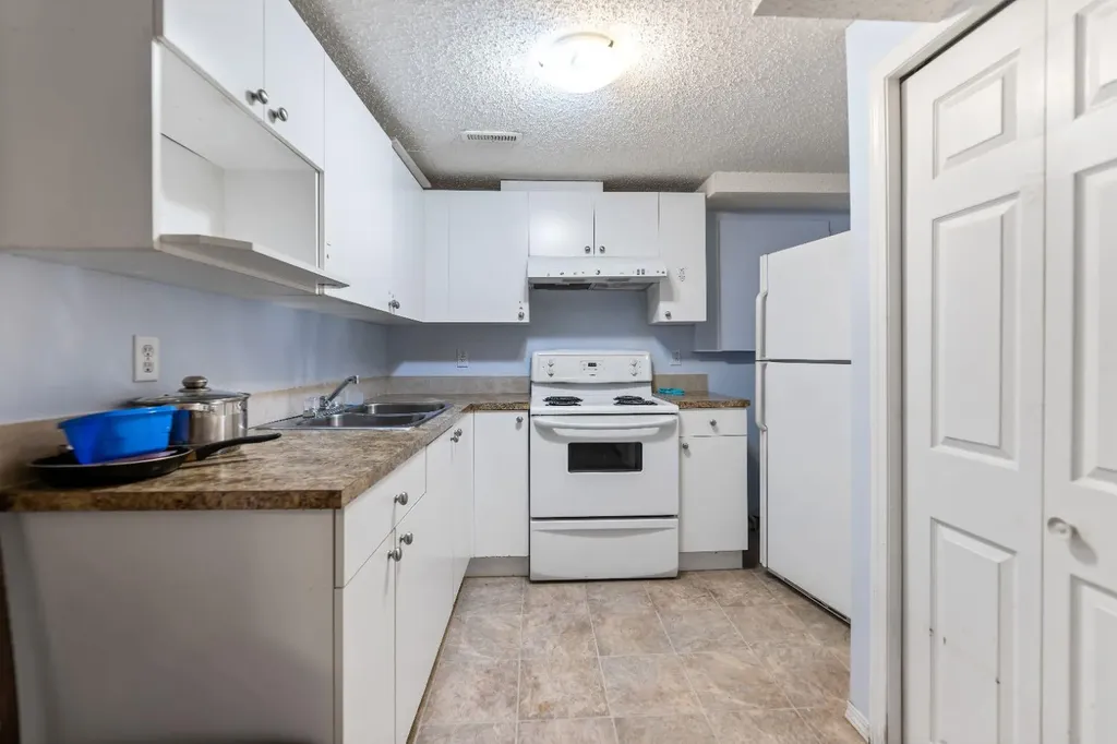 48 Falton Way NE Calgary AB t3j1k4