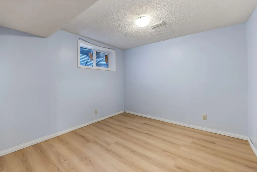 48 Falton Way NE Calgary AB t3j1k4